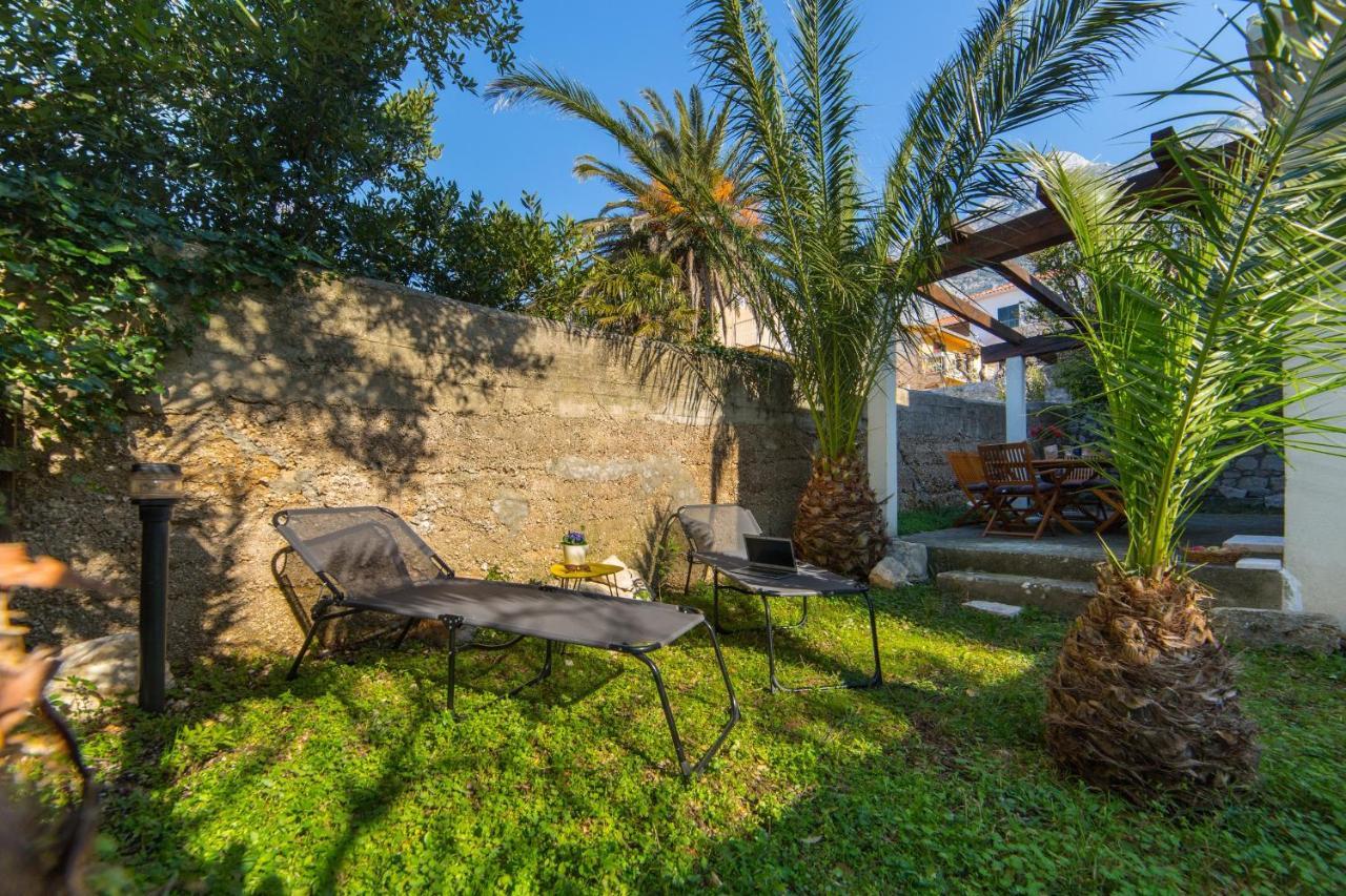 Apartment Peaceful Oasis Макарска Экстерьер фото